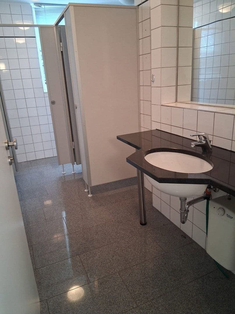 Pronájem kanceláře 3.510 m², Alzenau, Bavorsko Pronájem kanceláře 3.510 m², Alzenau, Bavorsko