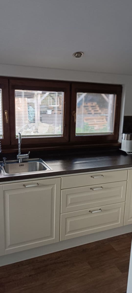 Prodej chaty, chalupy 60 m², pozemek 1.550 m², Benešov, Středočeský kraj Prodej chaty, chalupy 60 m², pozemek 1.550 m², Benešov, Středočeský kraj