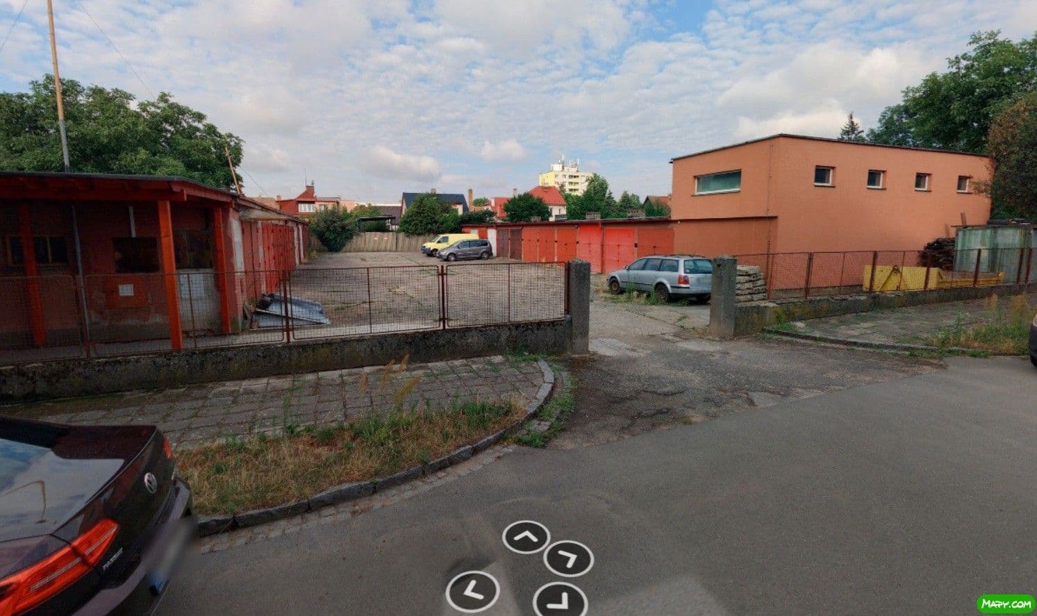 Pronájem garáže 19 m², Hradec Králové, Královéhradecký kraj Pronájem garáže 19 m², Hradec Králové, Královéhradecký kraj