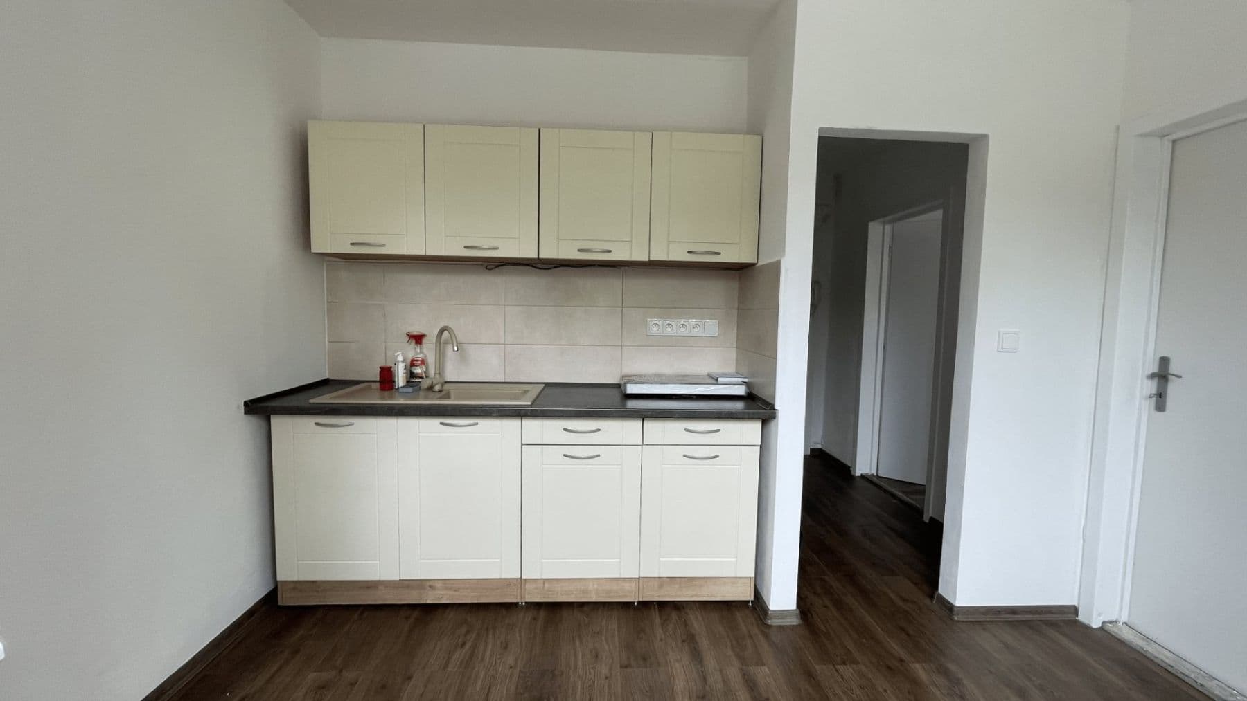 Pronájem bytu 1+1 34 m², Štouračova, Brno, Jihomoravský kraj Pronájem bytu 1+1 34 m², Štouračova, Brno, Jihomoravský kraj