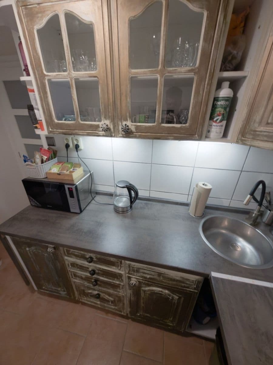 Pronájem bytu 2+1 49 m², Přemyslovská, Praha, Praha Pronájem bytu 2+1 49 m², Přemyslovská, Praha, Praha