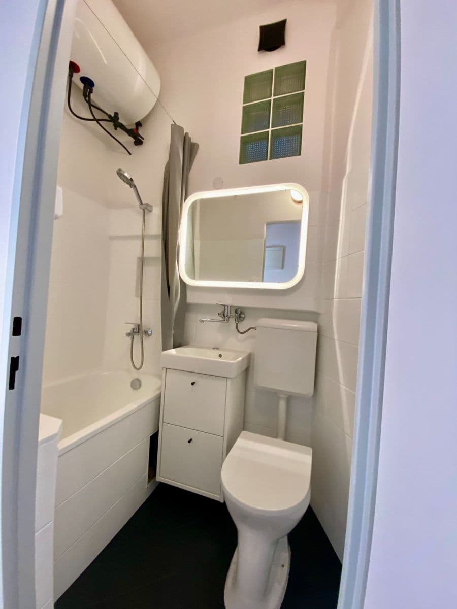 Pronájem bytu 2+kk 42 m², Ježkova, Praha, Praha Pronájem bytu 2+kk 42 m², Ježkova, Praha, Praha