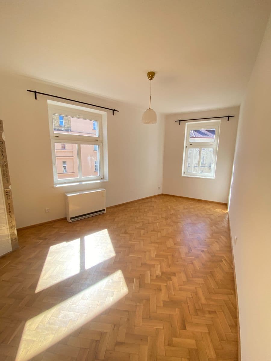 Pronájem bytu 2+kk 42 m², Ježkova, Praha, Praha Pronájem bytu 2+kk 42 m², Ježkova, Praha, Praha