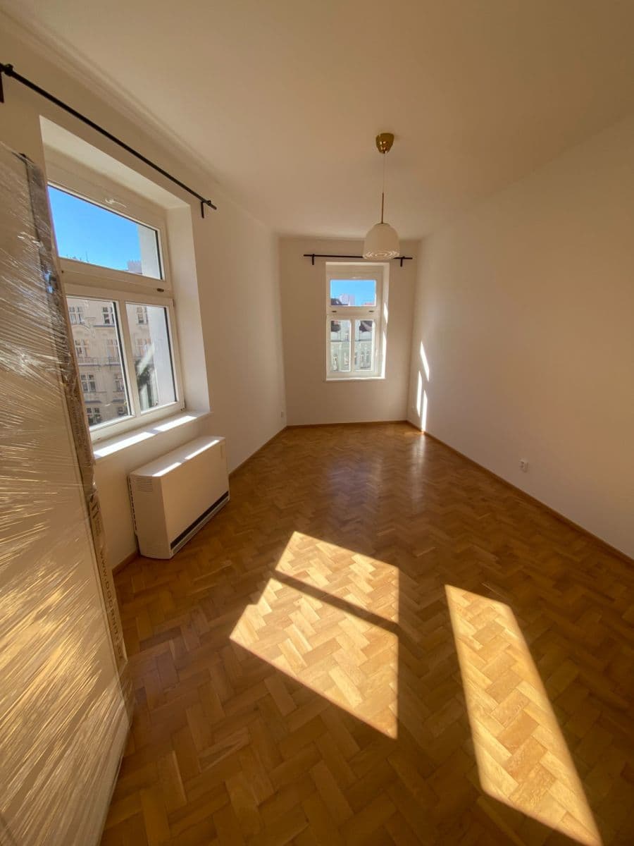 Pronájem bytu 2+kk 42 m², Ježkova, Praha, Praha Pronájem bytu 2+kk 42 m², Ježkova, Praha, Praha