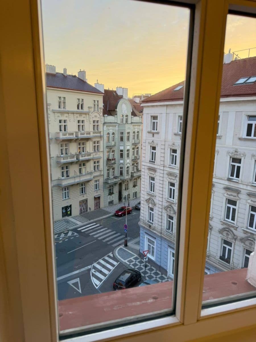Pronájem bytu 2+kk 42 m², Ježkova, Praha, Praha Pronájem bytu 2+kk 42 m², Ježkova, Praha, Praha