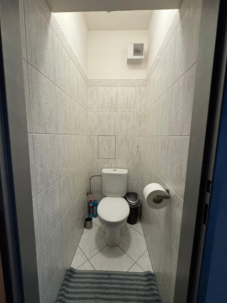 Pronájem bytu 2+kk 44 m², Čsl. armády, Hostivice, Středočeský kraj Pronájem bytu 2+kk 44 m², Čsl. armády, Hostivice, Středočeský kraj