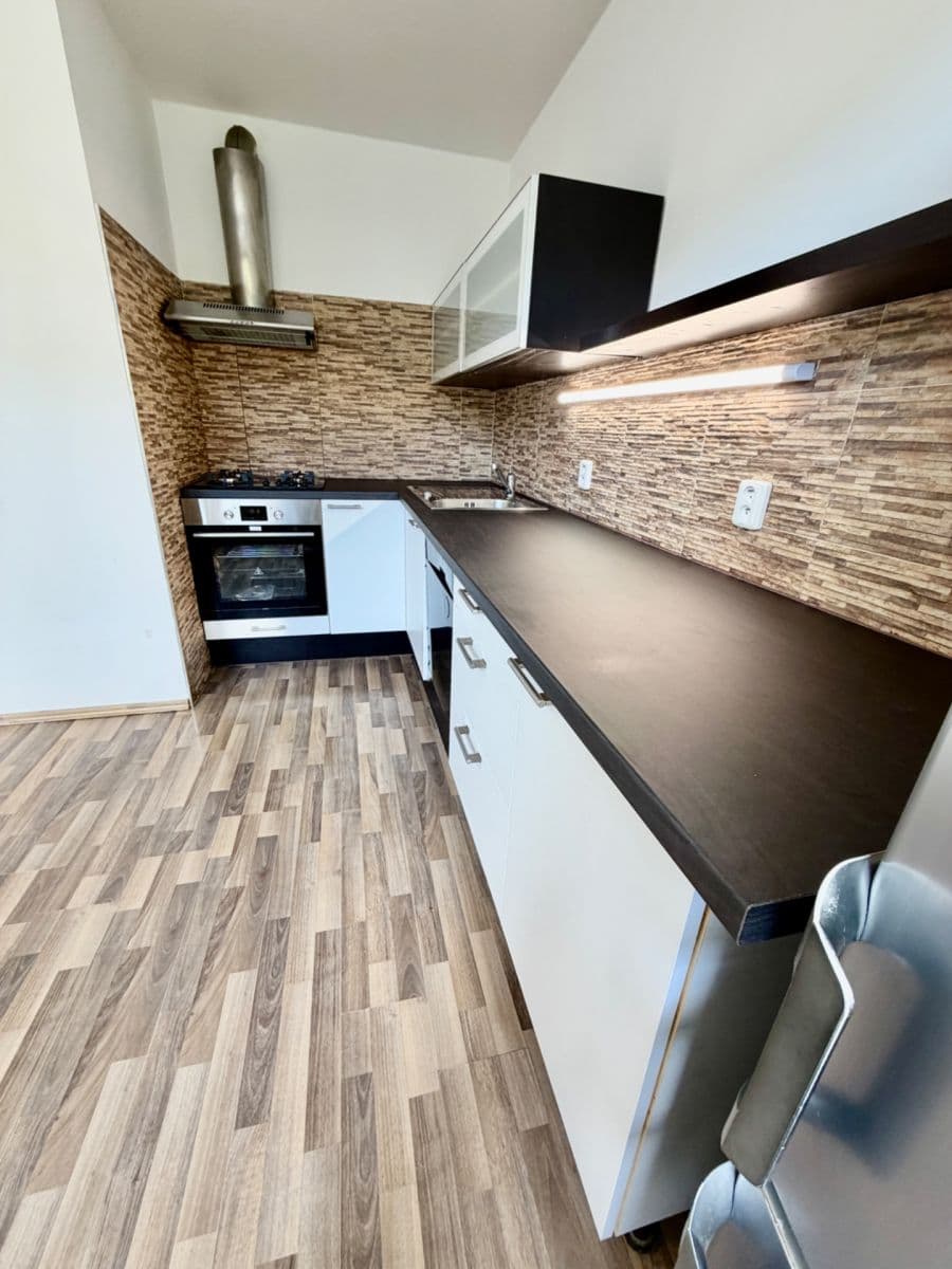 Pronájem bytu 2+1 61 m², Černého, Brno, Jihomoravský kraj Pronájem bytu 2+1 61 m², Černého, Brno, Jihomoravský kraj