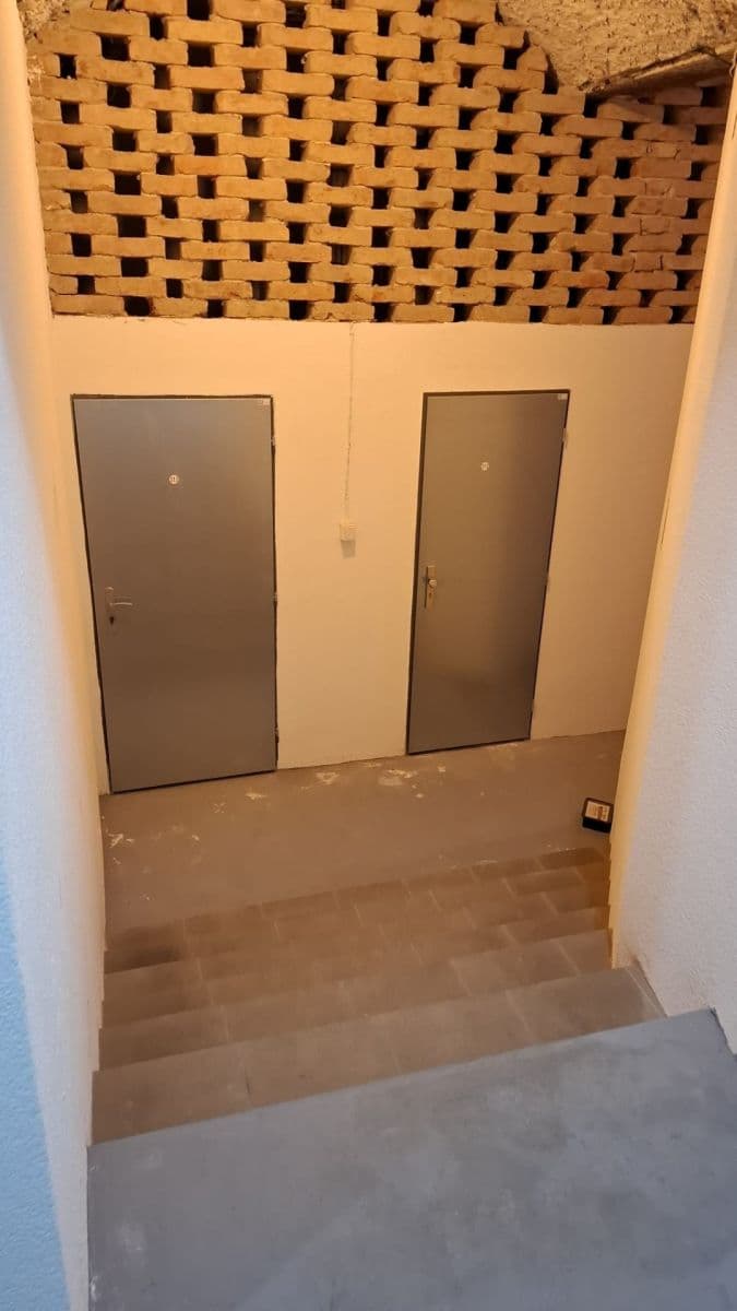 Prodej nebytového prostoru 4 m², U Rajské zahrady, Praha, Praha Prodej nebytového prostoru 4 m², U Rajské zahrady, Praha, Praha