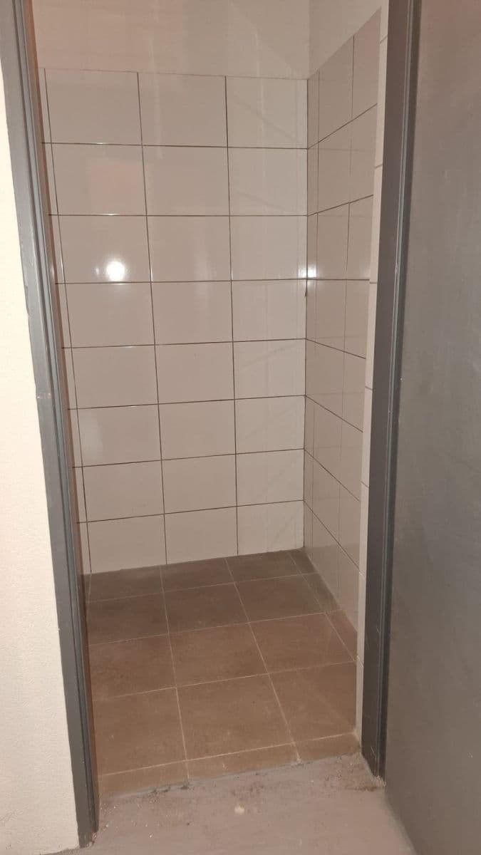 Prodej nebytového prostoru 4 m², U Rajské zahrady, Praha, Praha Prodej nebytového prostoru 4 m², U Rajské zahrady, Praha, Praha