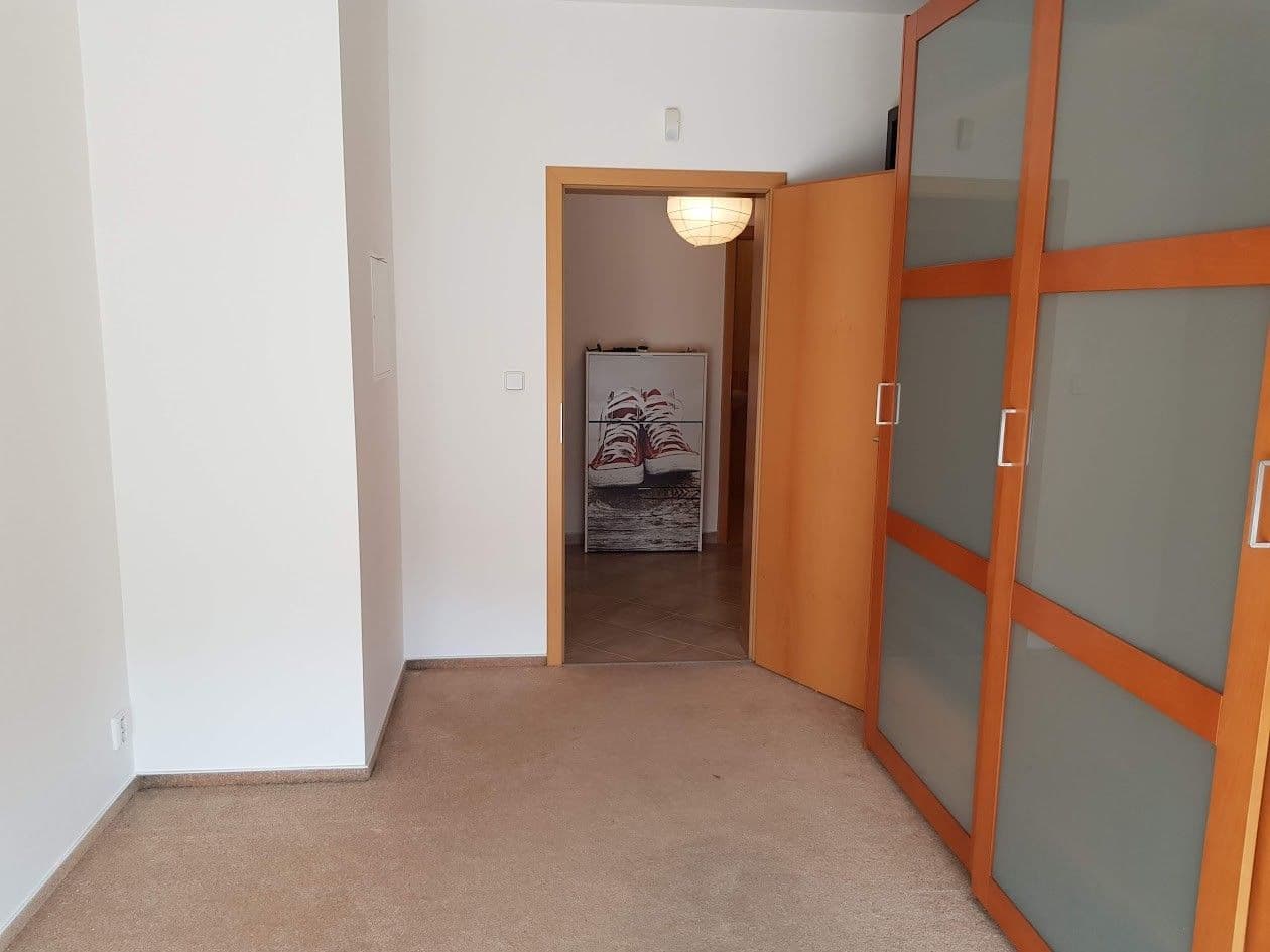 Pronájem bytu 2+kk 61 m², Holubinková, Praha, Praha Pronájem bytu 2+kk 61 m², Holubinková, Praha, Praha