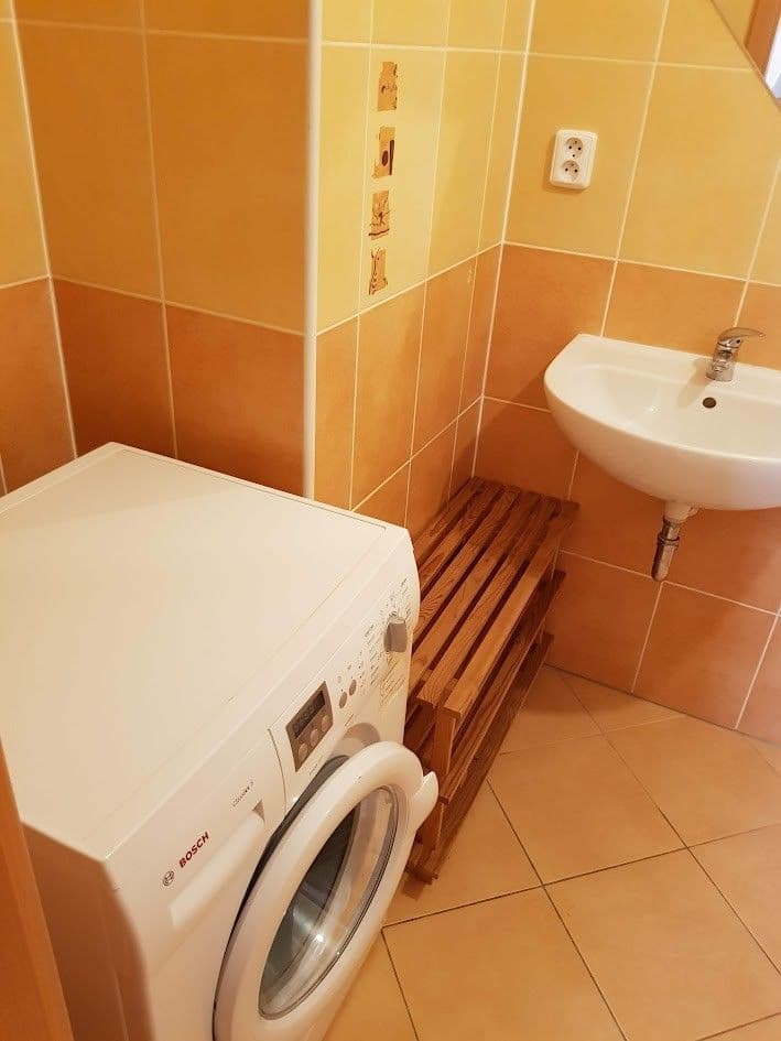Pronájem bytu 2+kk 61 m², Holubinková, Praha, Praha Pronájem bytu 2+kk 61 m², Holubinková, Praha, Praha