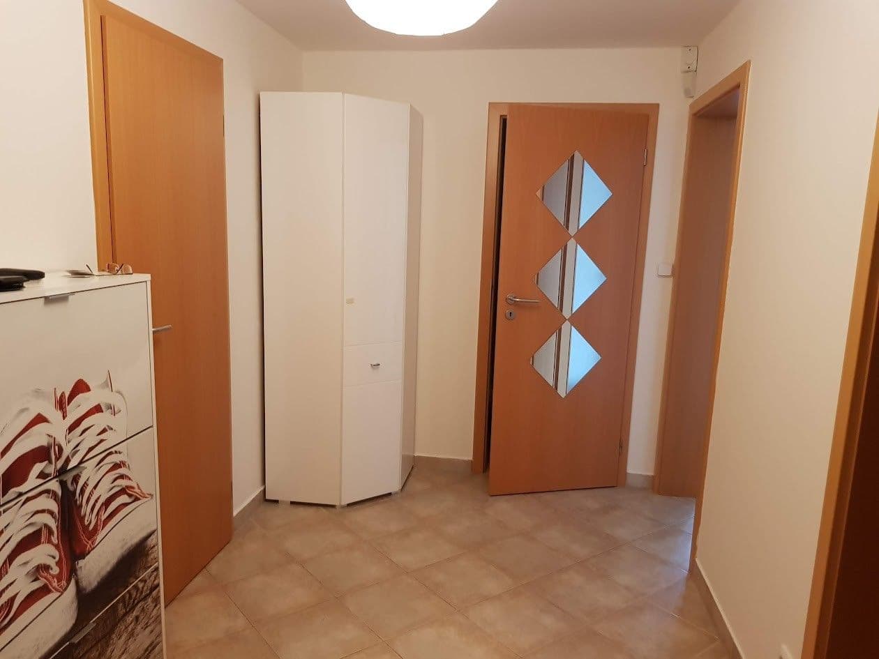 Pronájem bytu 2+kk 61 m², Holubinková, Praha, Praha Pronájem bytu 2+kk 61 m², Holubinková, Praha, Praha