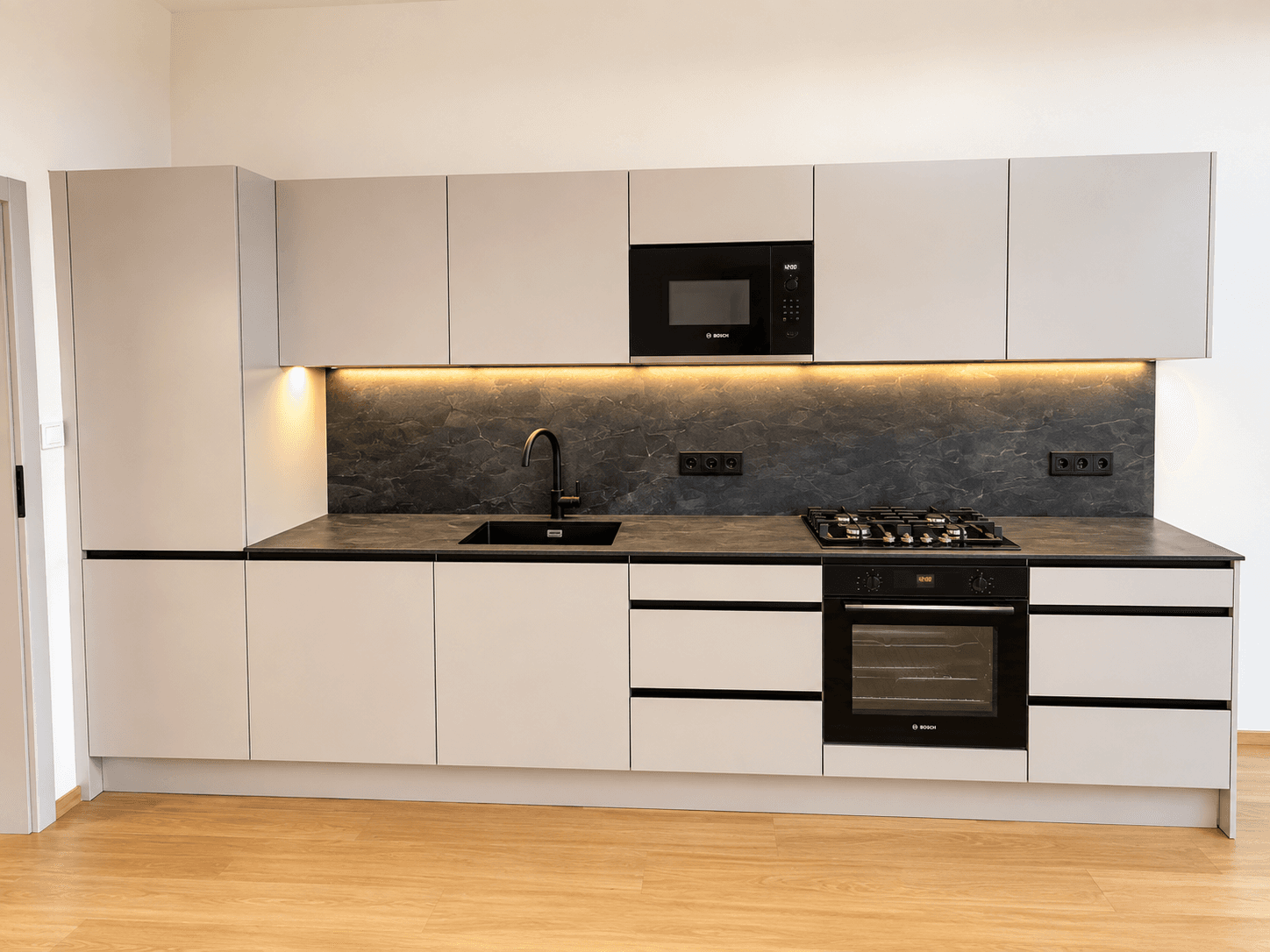 Pronájem bytu 2+kk 48 m², Čajkovského, Praha, Praha Pronájem bytu 2+kk 48 m², Čajkovského, Praha, Praha