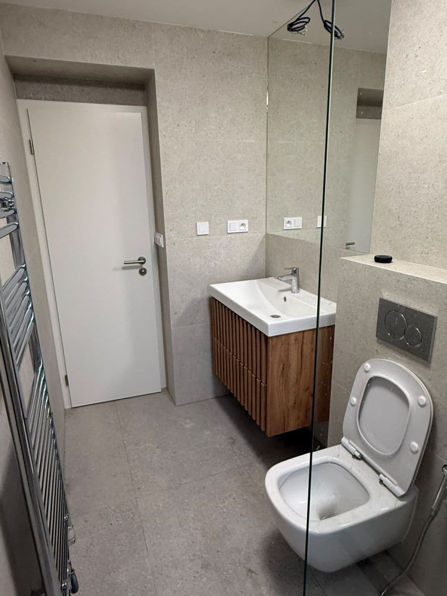 Pronájem bytu 3+kk 51 m², Žleby, Rozdrojovice, Jihomoravský kraj Pronájem bytu 3+kk 51 m², Žleby, Rozdrojovice, Jihomoravský kraj