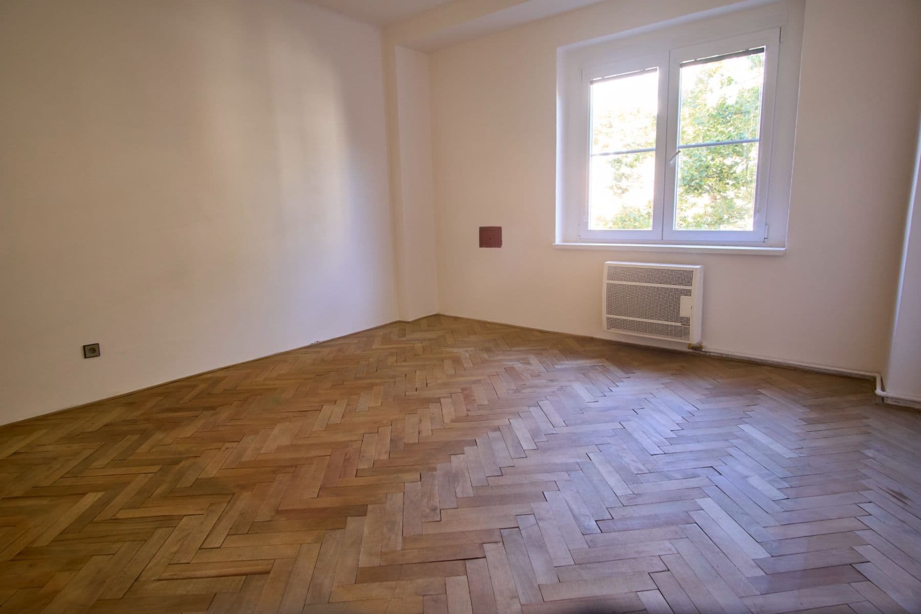 Pronájem bytu 3+1 59 m², Biskupcova, Praha, Praha Pronájem bytu 3+1 59 m², Biskupcova, Praha, Praha