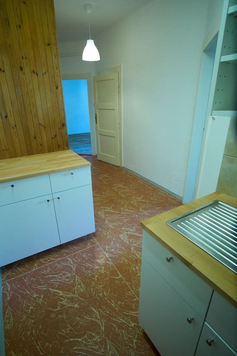 Pronájem bytu 3+1 59 m², Biskupcova, Praha, Praha Pronájem bytu 3+1 59 m², Biskupcova, Praha, Praha
