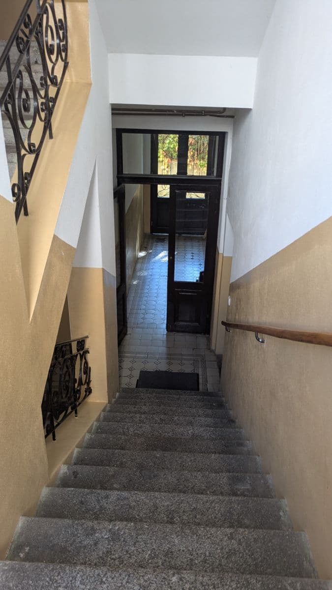 Pronájem bytu 2+1 53 m², Krále Jiřího, Karlovy Vary, Karlovarský kraj Pronájem bytu 2+1 53 m², Krále Jiřího, Karlovy Vary, Karlovarský kraj
