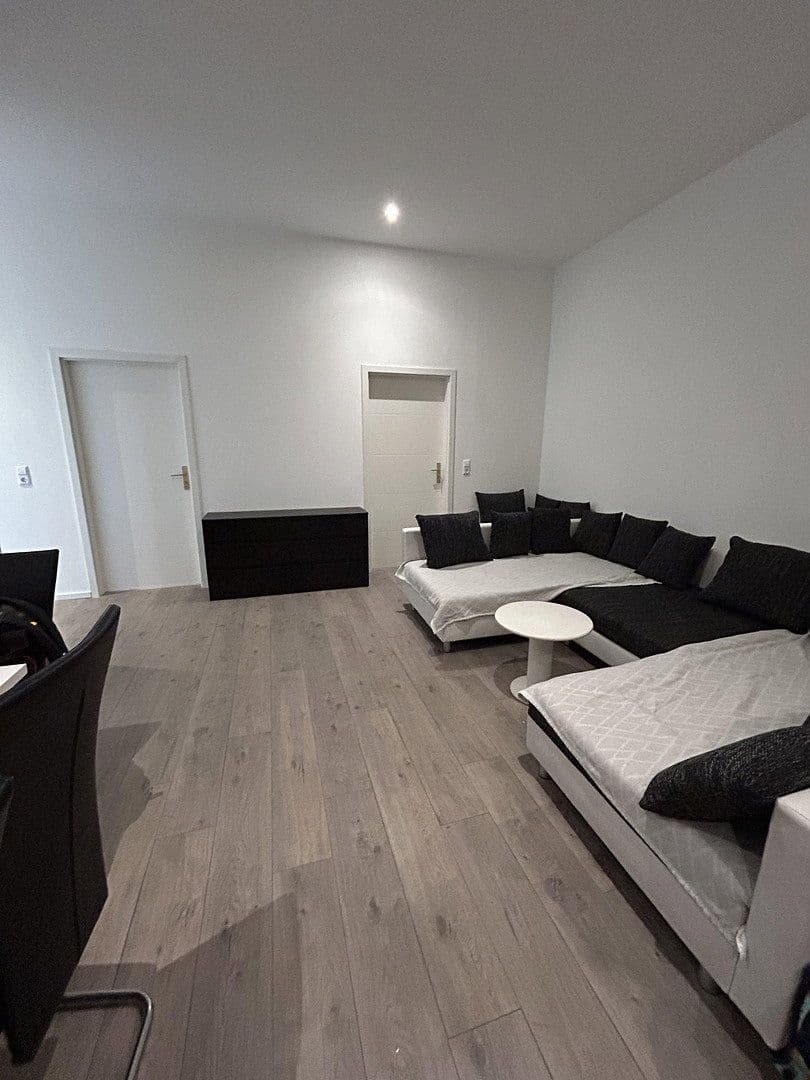 Prodej bytu 7+1 178 m², Karlsruhe, Bádensko-Württembersko Prodej bytu 7+1 178 m², Karlsruhe, Bádensko-Württembersko
