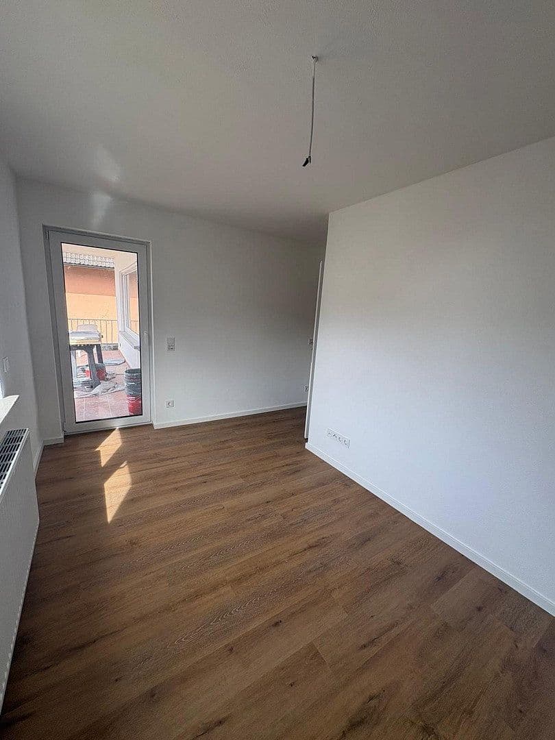 Pronájem bytu 5+1 135 m², Frühlingstrasse 9, Karlsbad, Bádensko-Württembersko Pronájem bytu 5+1 135 m², Frühlingstrasse 9, Karlsbad, Bádensko-Württembersko