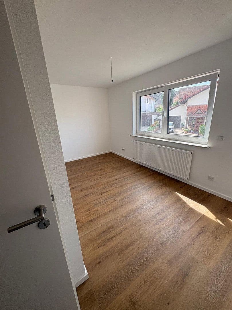 Pronájem bytu 5+1 135 m², Frühlingstrasse 9, Karlsbad, Bádensko-Württembersko Pronájem bytu 5+1 135 m², Frühlingstrasse 9, Karlsbad, Bádensko-Württembersko