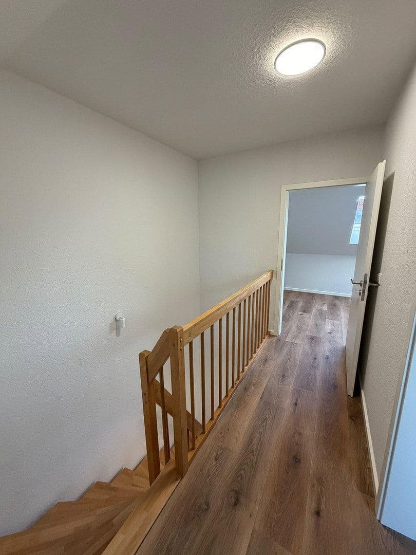Prodej domu 125 m², pozemek 204 m², Clara-Schumann-Straße 4, Riedstadt, Hessen Prodej domu 125 m², pozemek 204 m², Clara-Schumann-Straße 4, Riedstadt, Hessen
