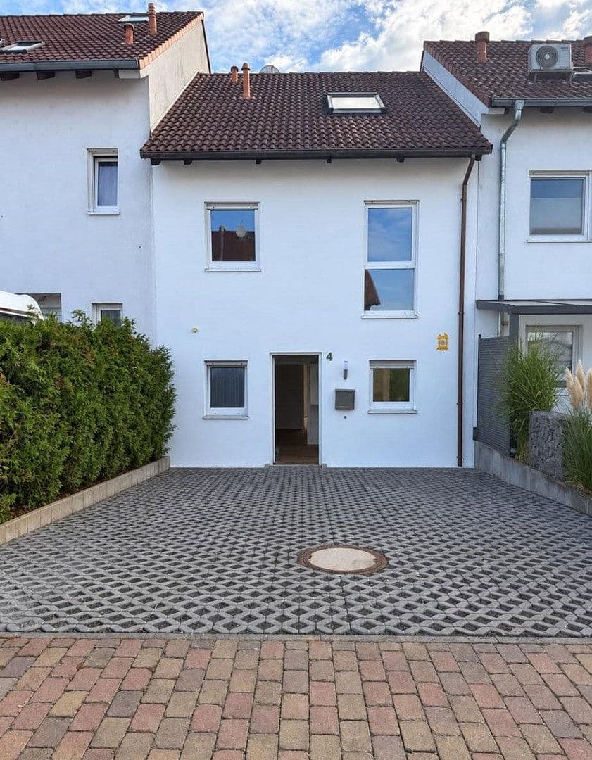 Prodej domu 125 m², pozemek 204 m², Clara-Schumann-Straße 4, Riedstadt, Hessen Prodej domu 125 m², pozemek 204 m², Clara-Schumann-Straße 4, Riedstadt, Hessen