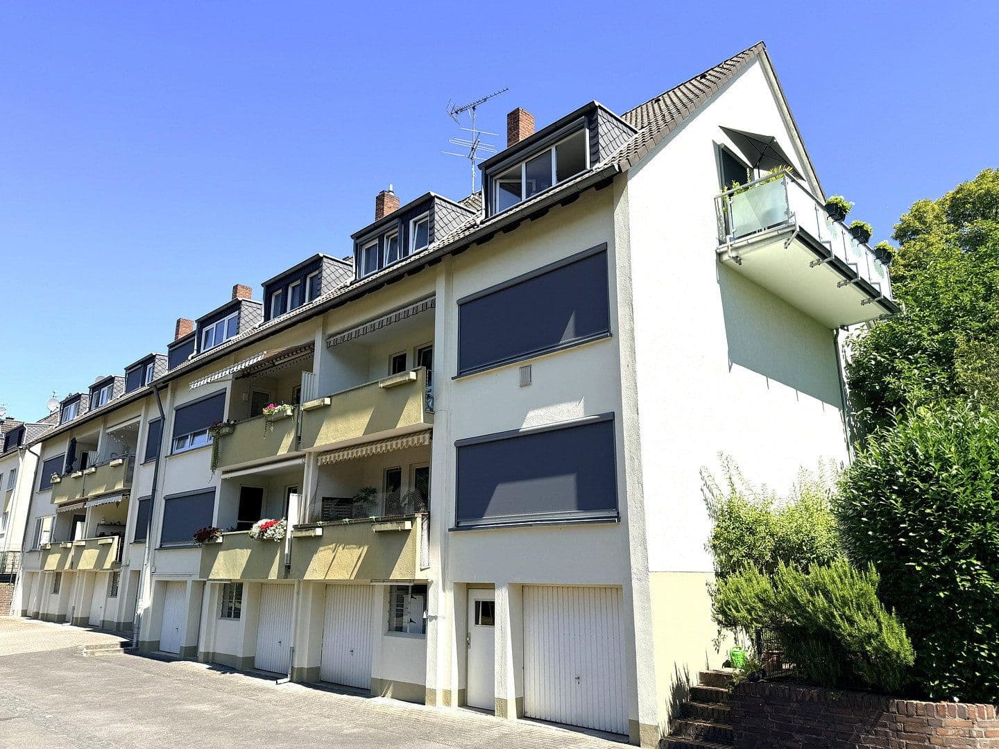 Prodej bytu 3+1 67 m², Maashofstraße 16-18, Leverkusen, Severní Porýní-Vestfálsko Prodej bytu 3+1 67 m², Maashofstraße 16-18, Leverkusen, Severní Porýní-Vestfálsko