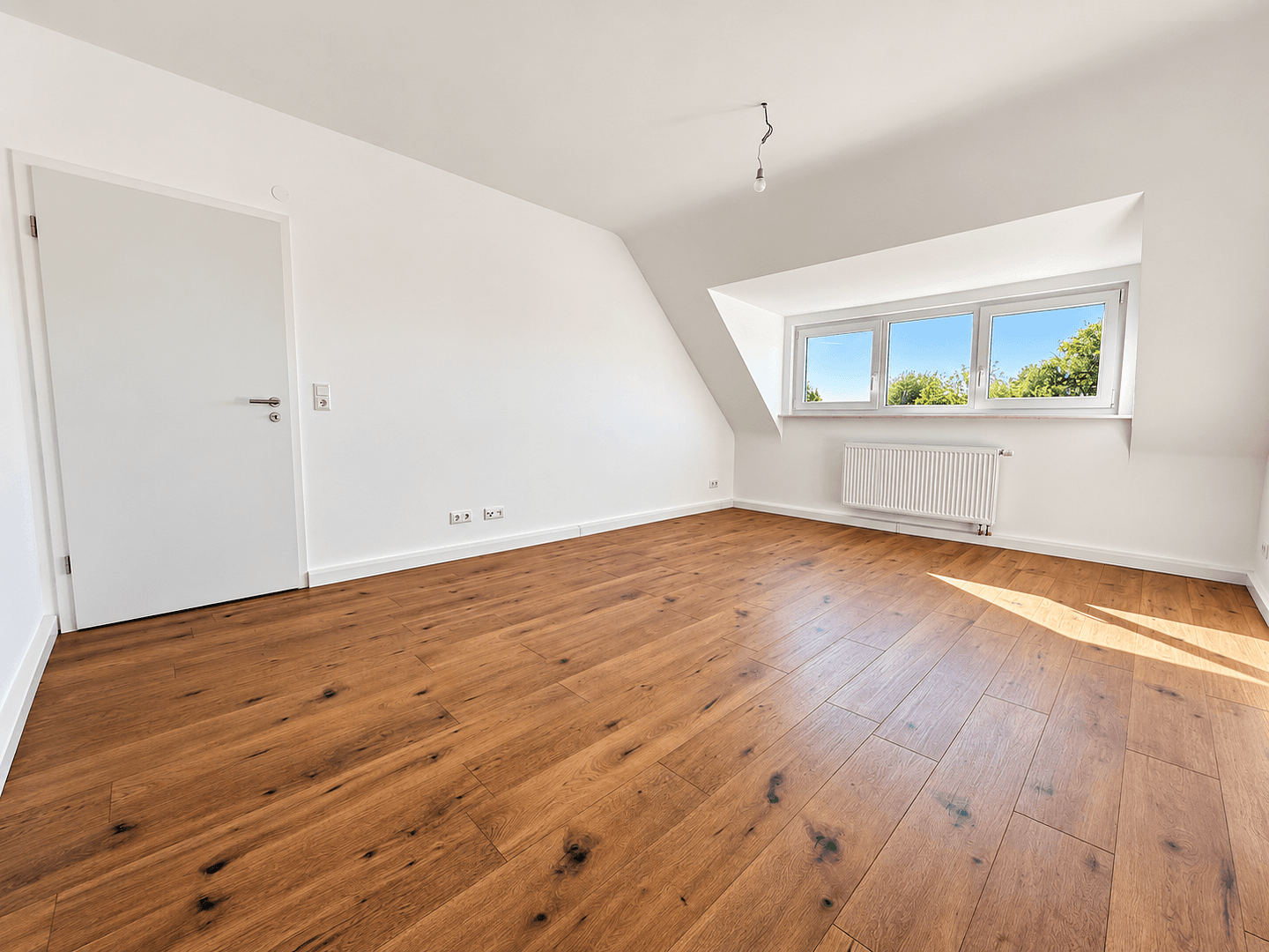 Prodej bytu 3+1 67 m², Maashofstraße 16-18, Leverkusen, Severní Porýní-Vestfálsko Prodej bytu 3+1 67 m², Maashofstraße 16-18, Leverkusen, Severní Porýní-Vestfálsko