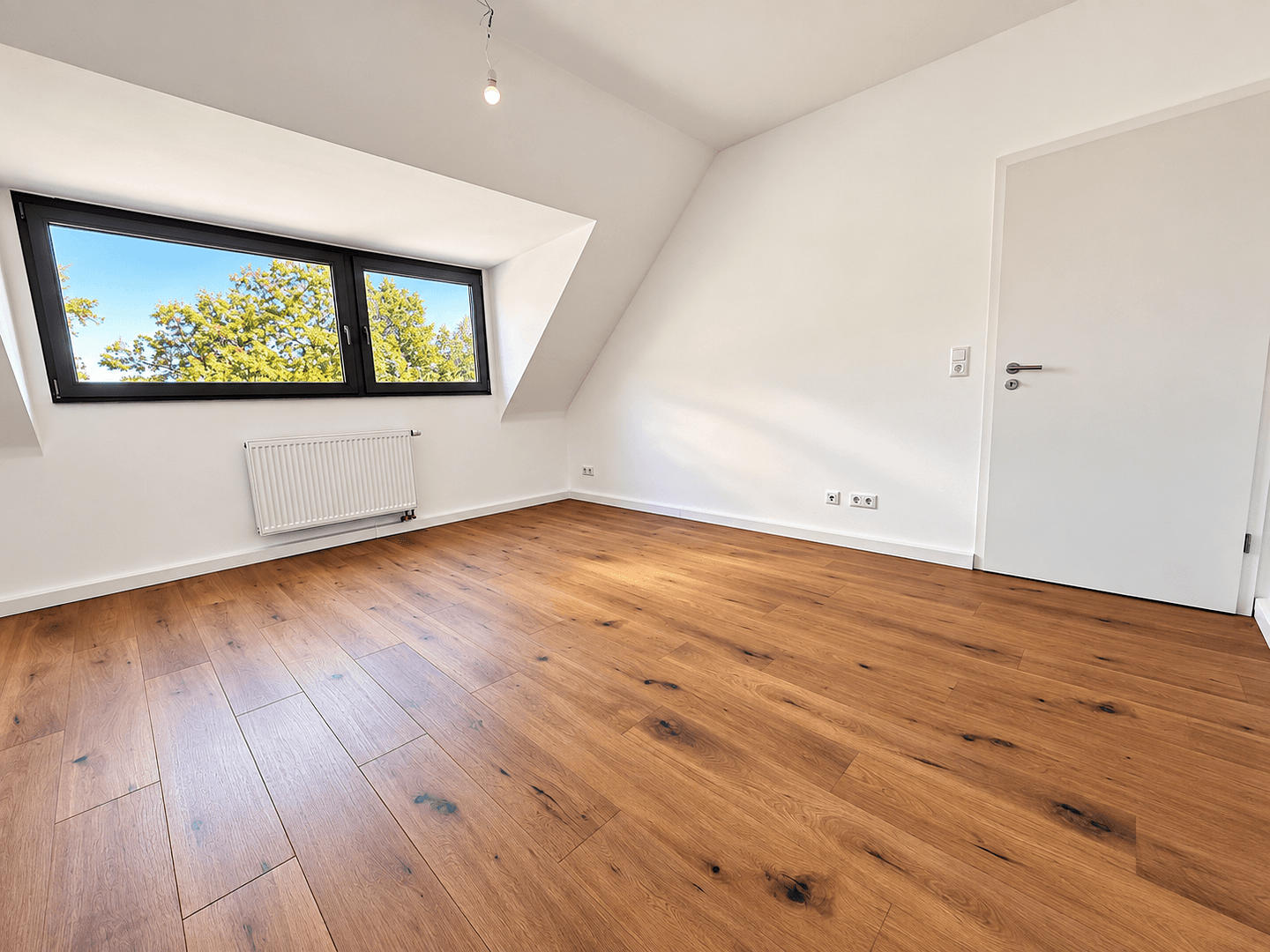 Prodej bytu 3+1 67 m², Maashofstraße 16-18, Leverkusen, Severní Porýní-Vestfálsko Prodej bytu 3+1 67 m², Maashofstraße 16-18, Leverkusen, Severní Porýní-Vestfálsko