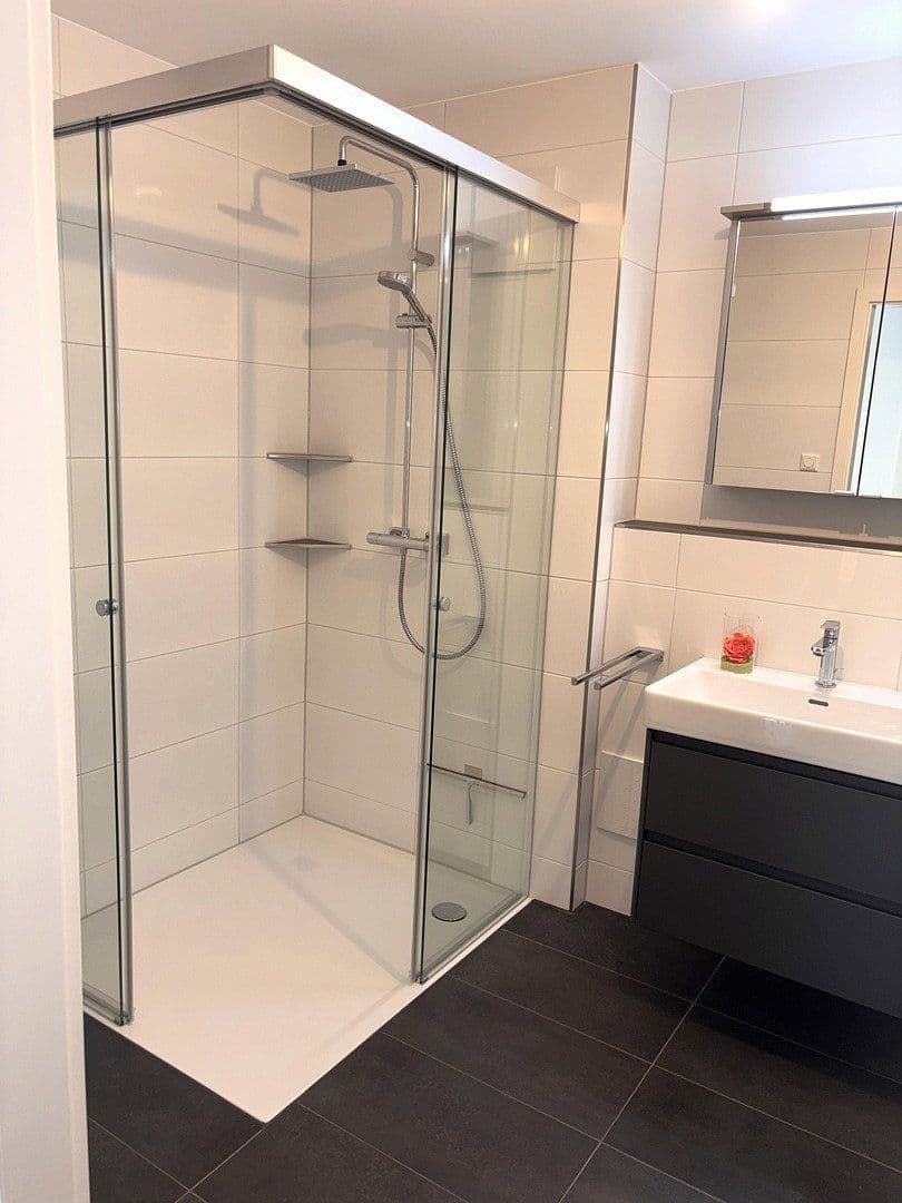 Pronájem bytu 2+1 67 m², Wendlinger Str. 45, Nürtingen, Bádensko-Württembersko Pronájem bytu 2+1 67 m², Wendlinger Str. 45, Nürtingen, Bádensko-Württembersko