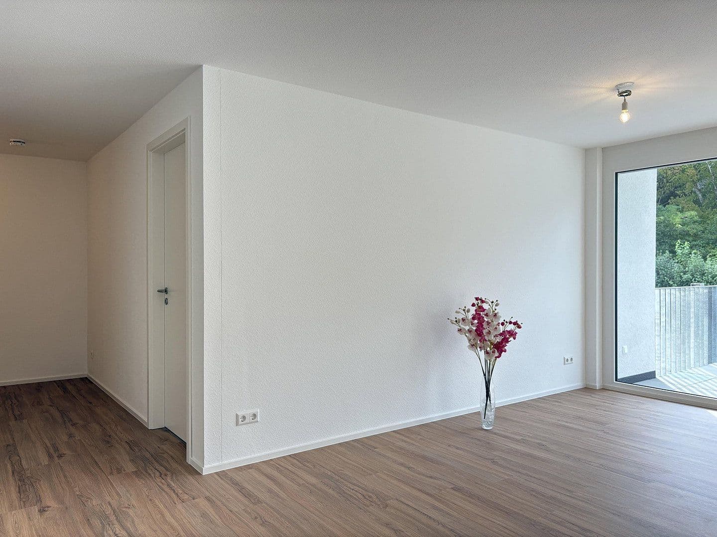 Pronájem bytu 2+1 67 m², Wendlinger Str. 45, Nürtingen, Bádensko-Württembersko Pronájem bytu 2+1 67 m², Wendlinger Str. 45, Nürtingen, Bádensko-Württembersko