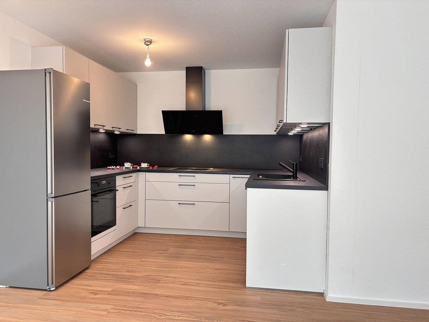 Pronájem bytu 2+1 67 m², Wendlinger Str. 45, Nürtingen, Bádensko-Württembersko Pronájem bytu 2+1 67 m², Wendlinger Str. 45, Nürtingen, Bádensko-Württembersko