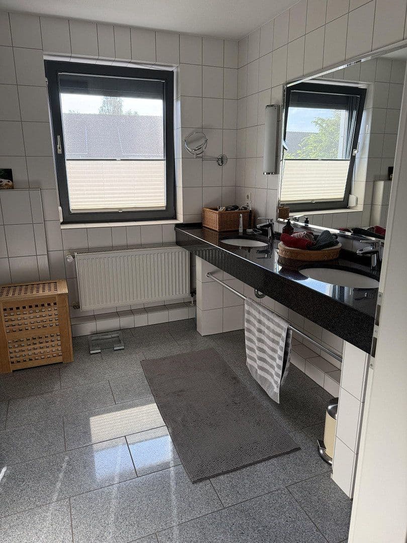 Prodej domu 175 m², pozemek 425 m², Tornesch, Šlesvicko-Holštýnsko Prodej domu 175 m², pozemek 425 m², Tornesch, Šlesvicko-Holštýnsko