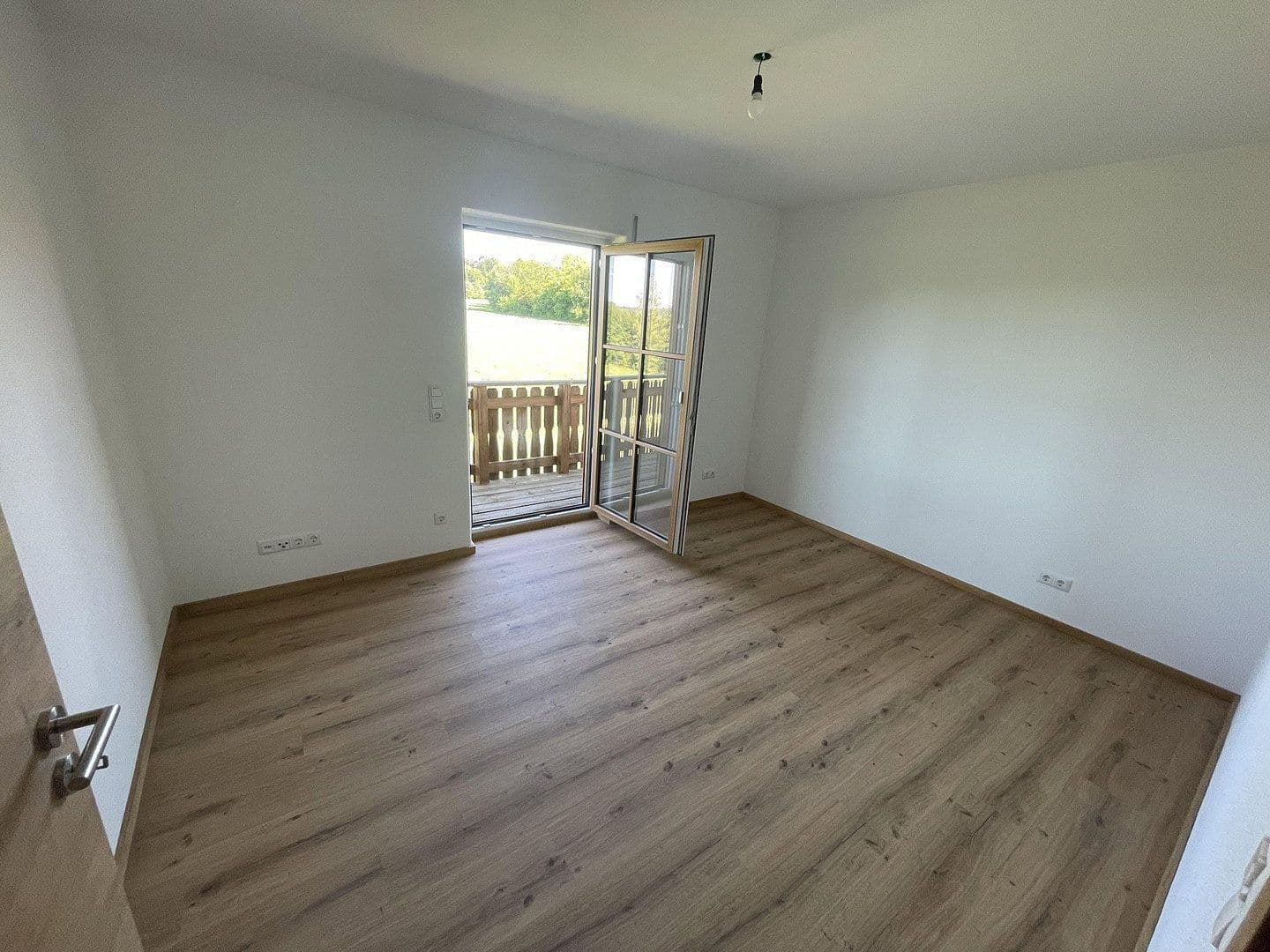 Pronájem bytu 4+1 103 m², Fridolfing, Bavorsko Pronájem bytu 4+1 103 m², Fridolfing, Bavorsko