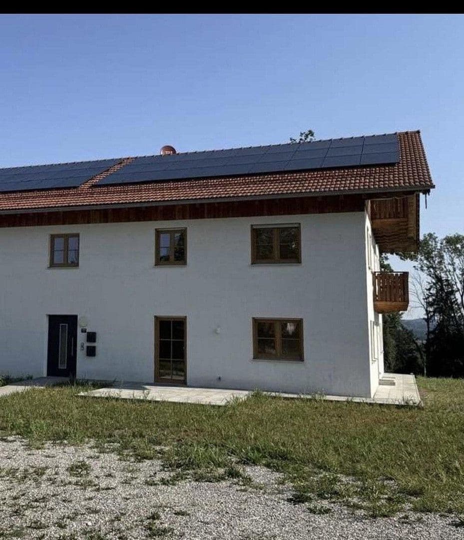 Pronájem bytu 4+1 103 m², Fridolfing, Bavorsko Pronájem bytu 4+1 103 m², Fridolfing, Bavorsko