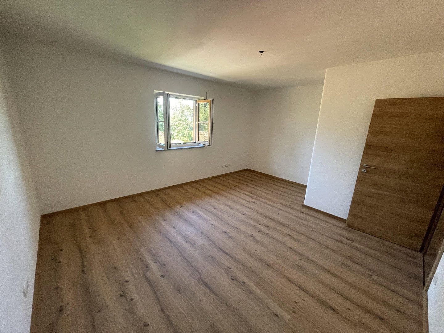 Pronájem bytu 4+1 103 m², Fridolfing, Bavorsko Pronájem bytu 4+1 103 m², Fridolfing, Bavorsko