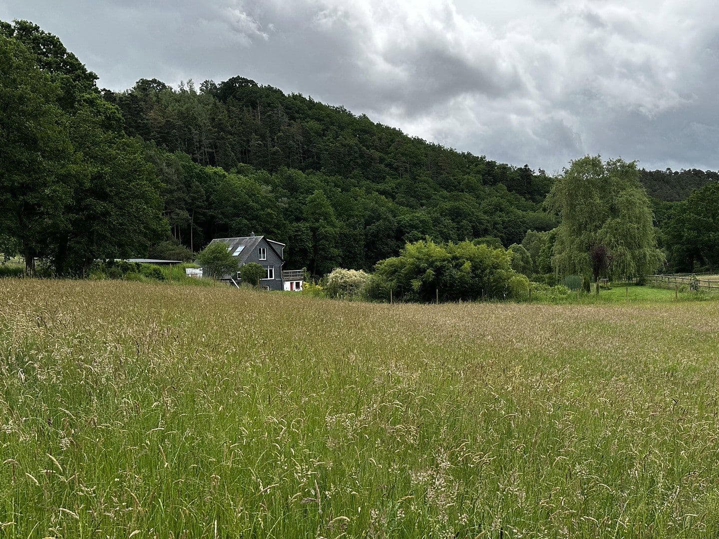 Prodej domu 140 m², pozemek 47.200 m², Kirchberg, Porýní-Falc Prodej domu 140 m², pozemek 47.200 m², Kirchberg, Porýní-Falc