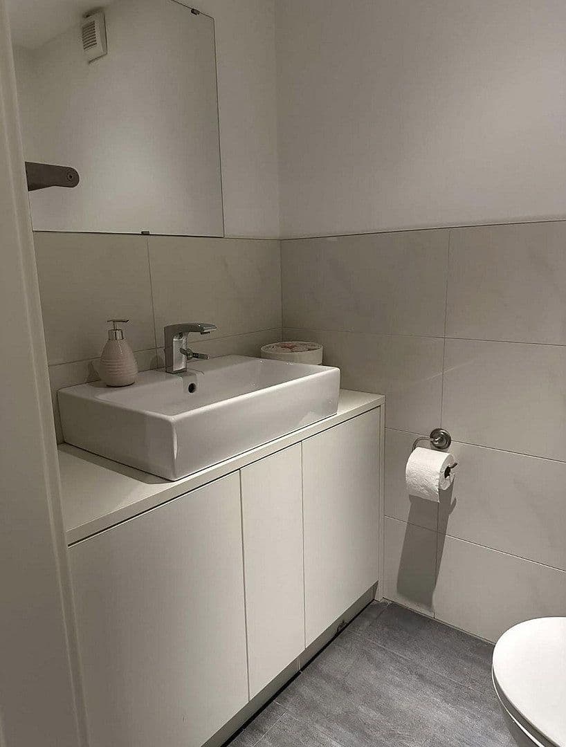 Prodej domu 140 m², pozemek 47.200 m², Kirchberg, Porýní-Falc Prodej domu 140 m², pozemek 47.200 m², Kirchberg, Porýní-Falc
