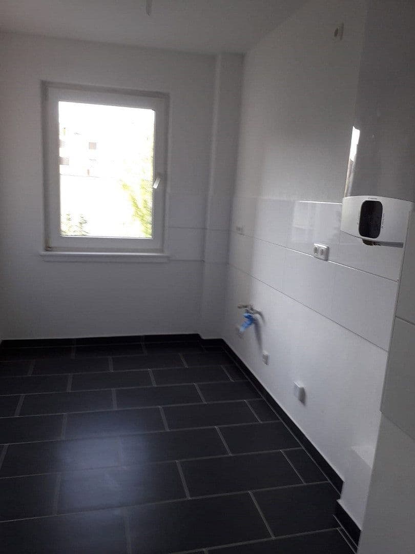 Pronájem bytu 2+1 55 m², Goethestraße 70, Offenbach am Main, Hessen Pronájem bytu 2+1 55 m², Goethestraße 70, Offenbach am Main, Hessen