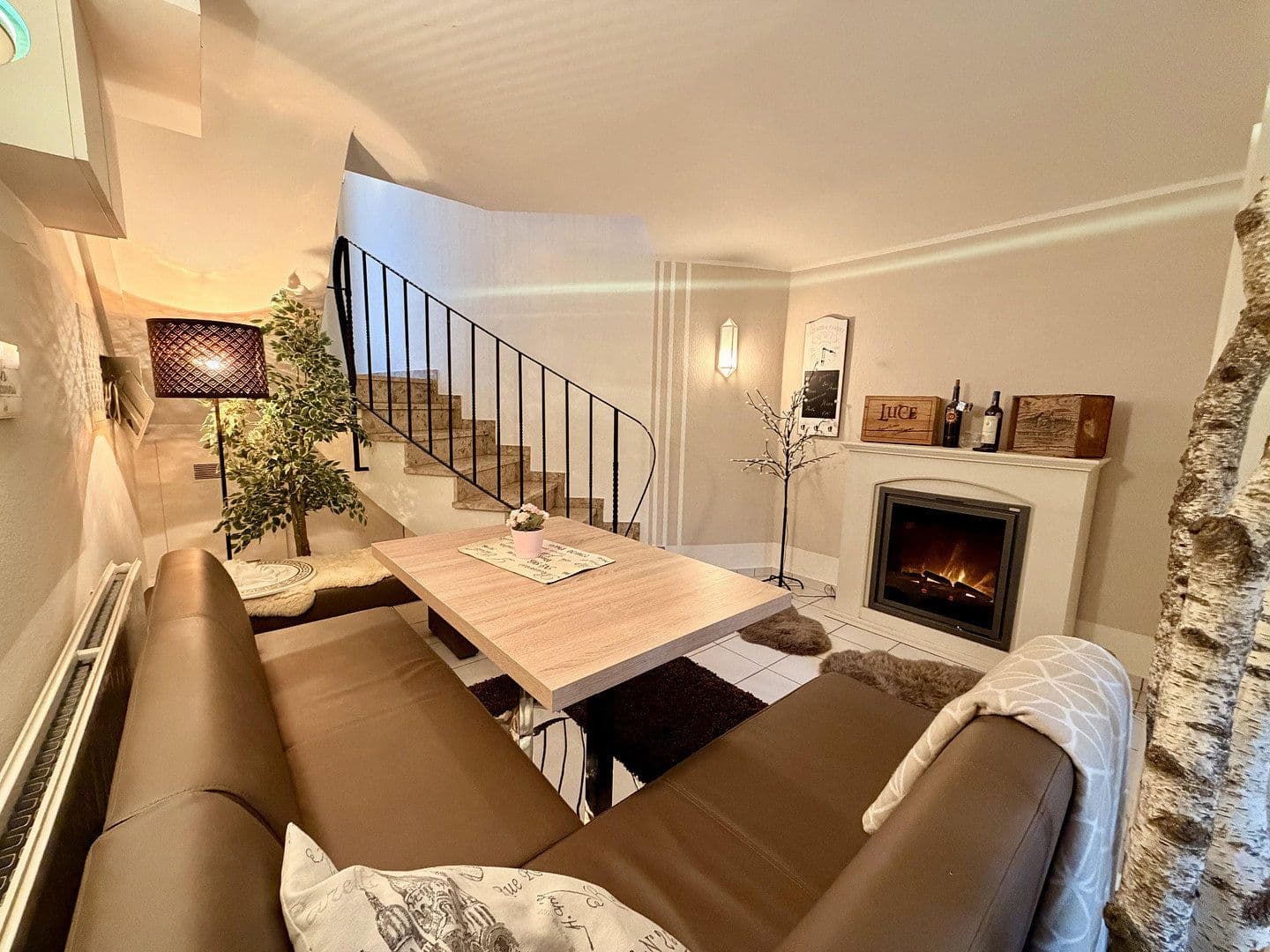 Prodej domu 417 m², pozemek 1.196 m², Burgwedel, Dolní Sasko Prodej domu 417 m², pozemek 1.196 m², Burgwedel, Dolní Sasko