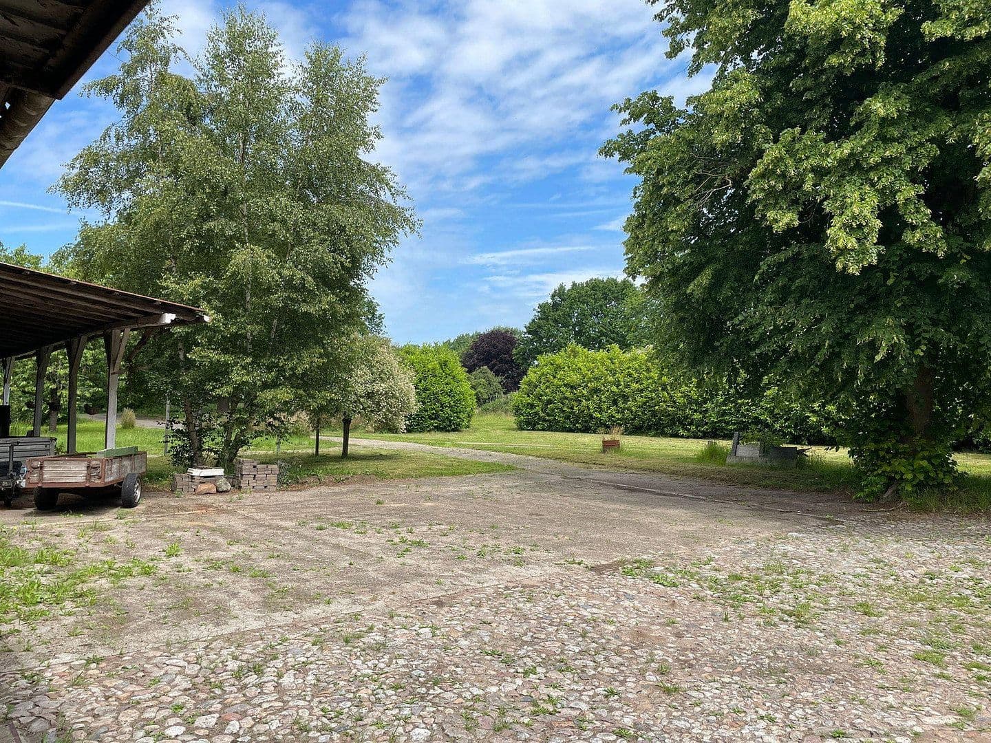 Prodej domu 135 m², pozemek 14.013 m², Bremervörde, Dolní Sasko Prodej domu 135 m², pozemek 14.013 m², Bremervörde, Dolní Sasko