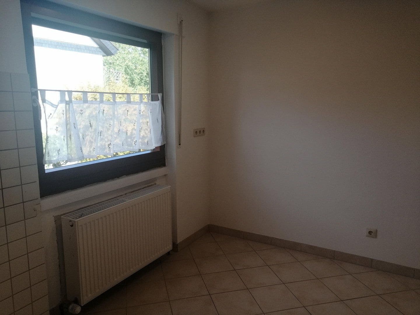 Pronájem bytu 3+1 92 m², Pfedelbach, Bádensko-Württembersko Pronájem bytu 3+1 92 m², Pfedelbach, Bádensko-Württembersko