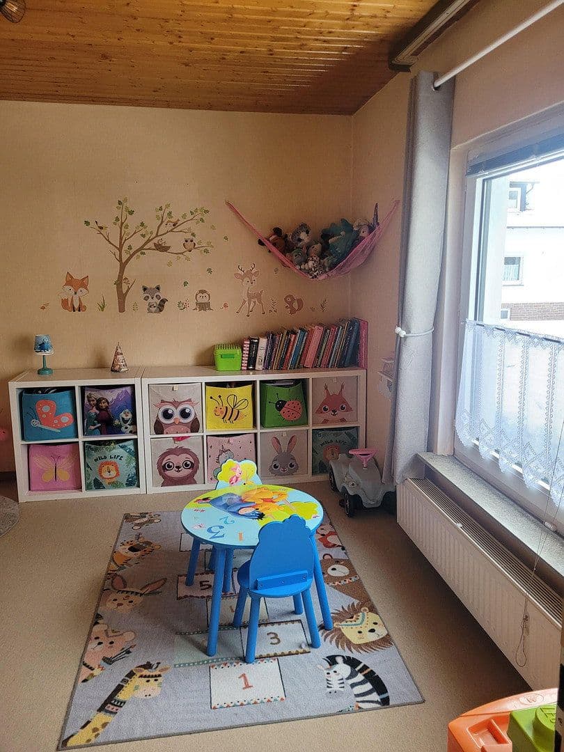 Prodej domu 155 m², pozemek 1.002 m², Bodenfelde, Dolní Sasko Prodej domu 155 m², pozemek 1.002 m², Bodenfelde, Dolní Sasko