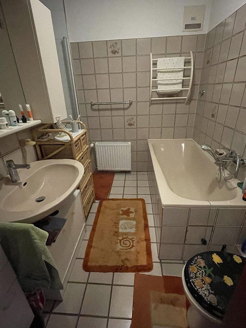 Prodej domu 146 m², pozemek 282 m², Oberhausen, Severní Porýní-Vestfálsko Prodej domu 146 m², pozemek 282 m², Oberhausen, Severní Porýní-Vestfálsko