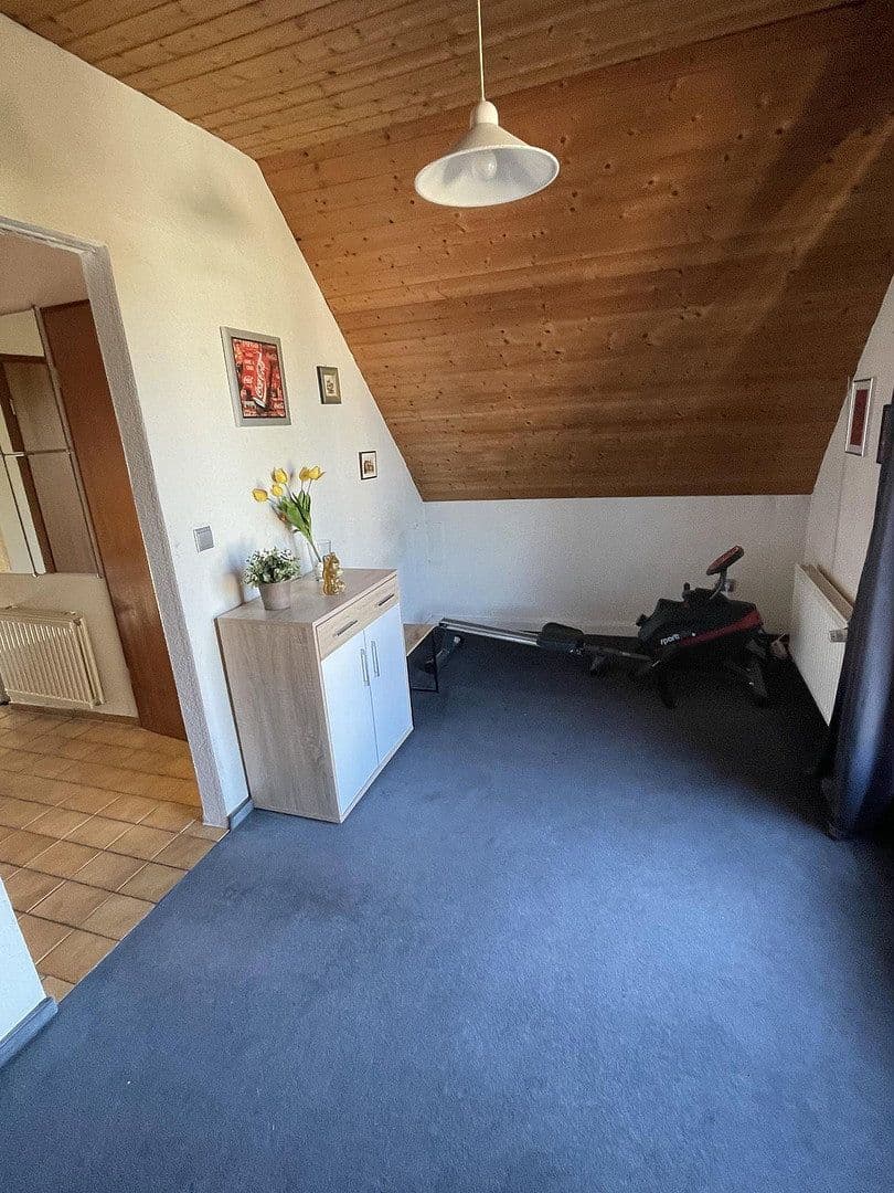 Prodej domu 146 m², pozemek 282 m², Oberhausen, Severní Porýní-Vestfálsko Prodej domu 146 m², pozemek 282 m², Oberhausen, Severní Porýní-Vestfálsko