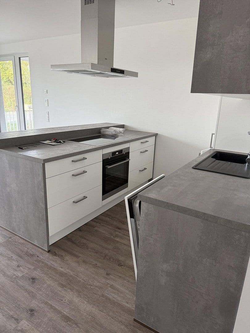 Pronájem bytu 3+1 83 m², Cilli-Kranefeld-Strasse 4, Schwerte, Severní Porýní-Vestfálsko Pronájem bytu 3+1 83 m², Cilli-Kranefeld-Strasse 4, Schwerte, Severní Porýní-Vestfálsko