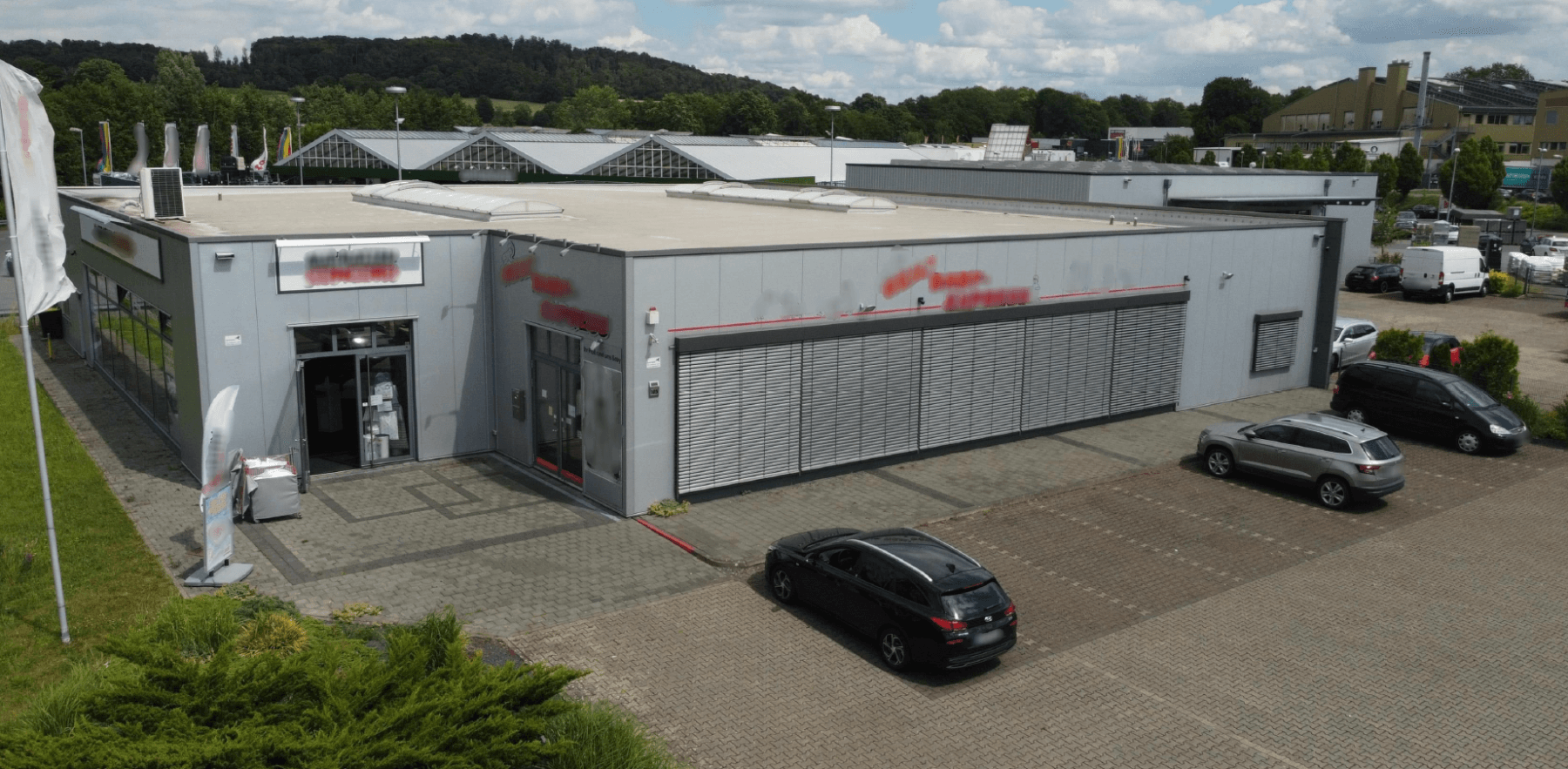Prodej nebytového prostoru 3.166 m², Detmold, Severní Porýní-Vestfálsko Prodej nebytového prostoru 3.166 m², Detmold, Severní Porýní-Vestfálsko