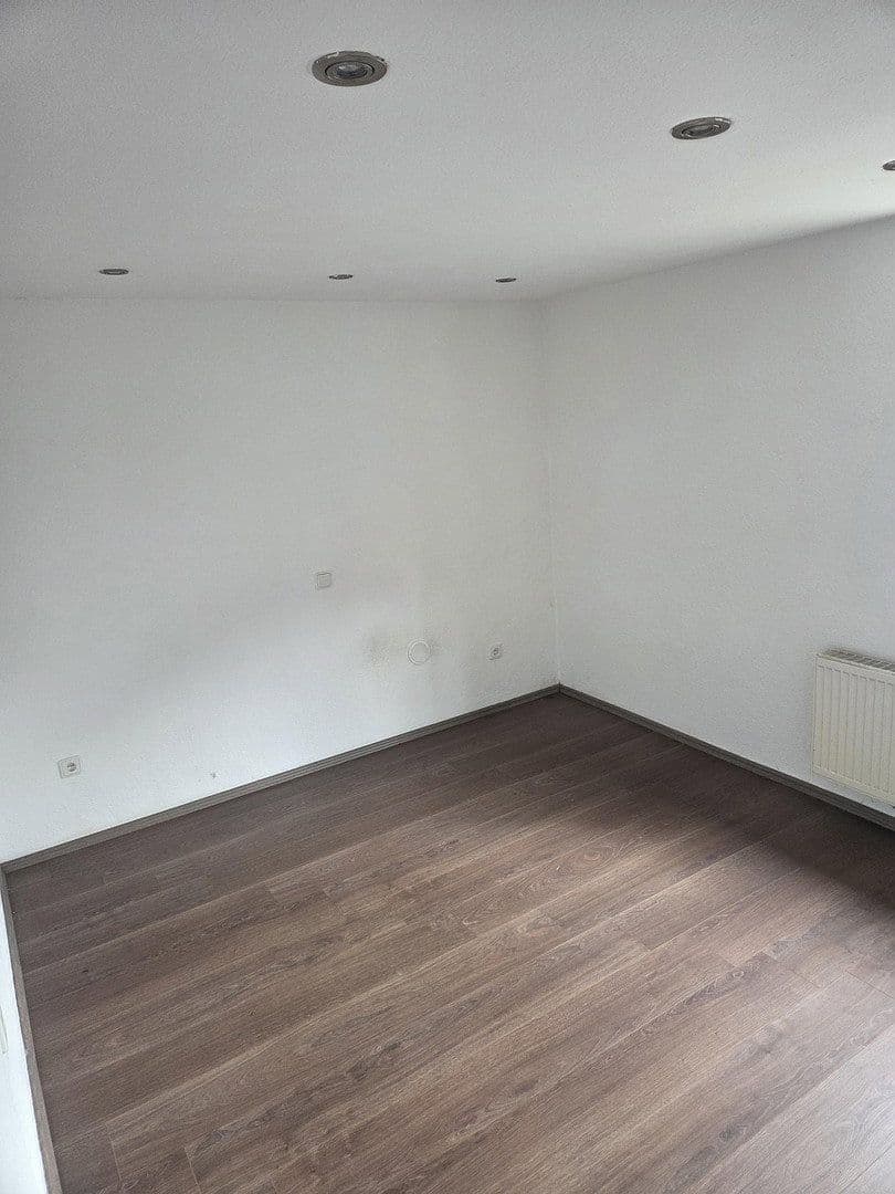 Prodej bytu 2+1 60 m², Bremen, Bremen Prodej bytu 2+1 60 m², Bremen, Bremen
