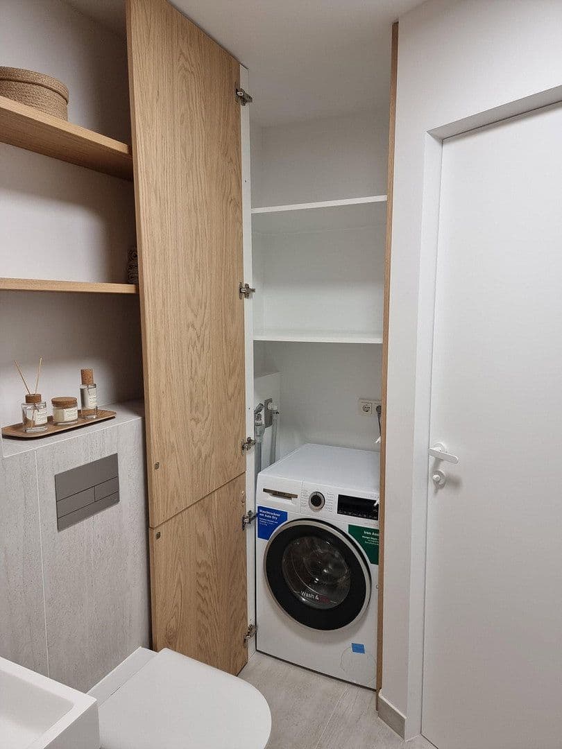 Prodej bytu 3+1 60 m², Berlin, Berlín Prodej bytu 3+1 60 m², Berlin, Berlín