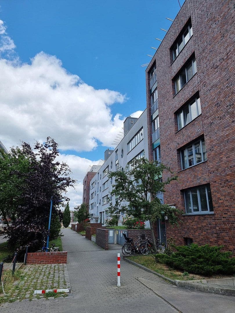 Prodej bytu 3+1 60 m², Berlin, Berlín Prodej bytu 3+1 60 m², Berlin, Berlín
